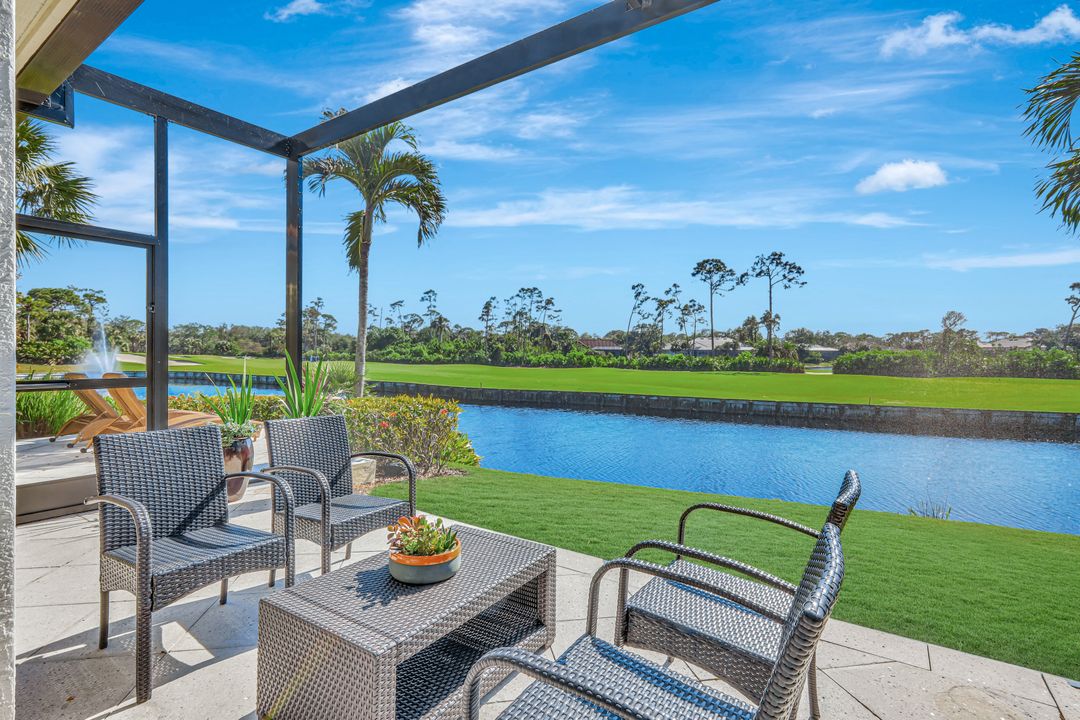 3671 Olde Cottage Ln, Bonita Springs, FL 34134