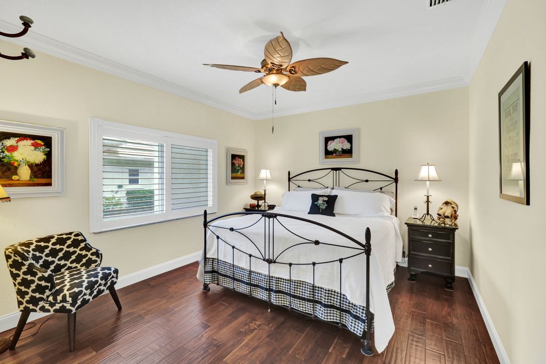 3750 Lakemont Dr, Bonita Springs, FL 34134