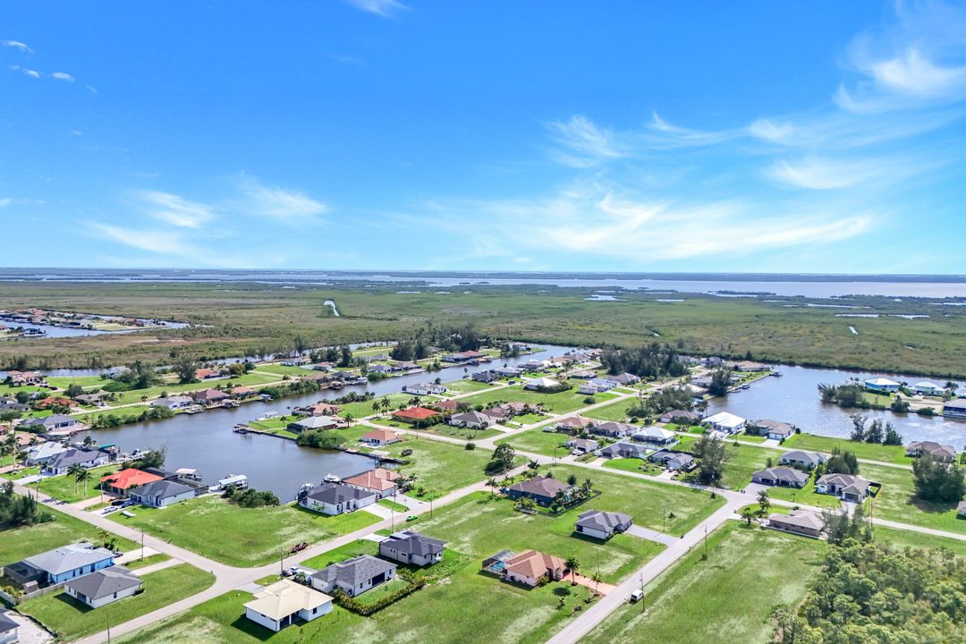 4204 NW 22nd St, Cape Coral, FL 33993