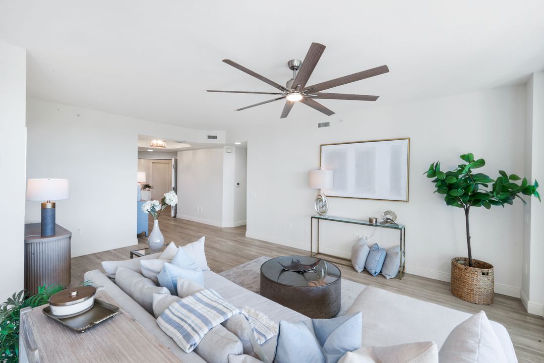 455 Cove Tower Dr #902, Naples, FL 34110