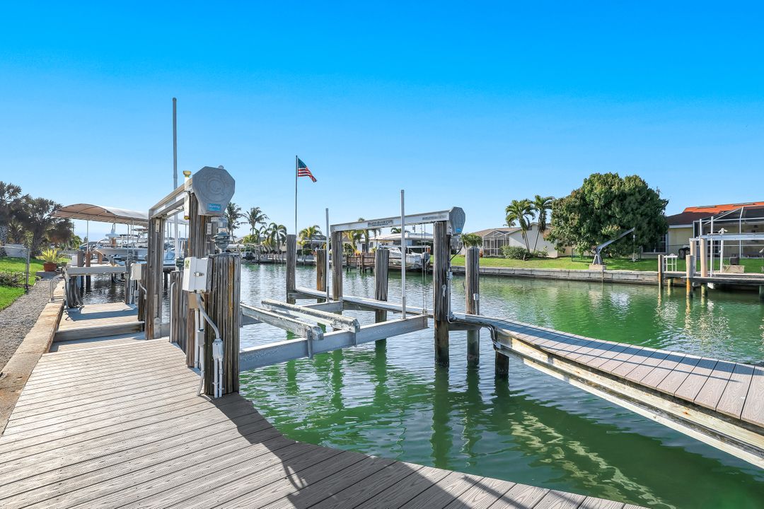 1160 Martinique Ct, Marco Island, FL 34145