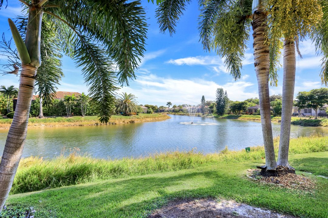 10168 Avonleigh Dr, Bonita Springs, FL 34135