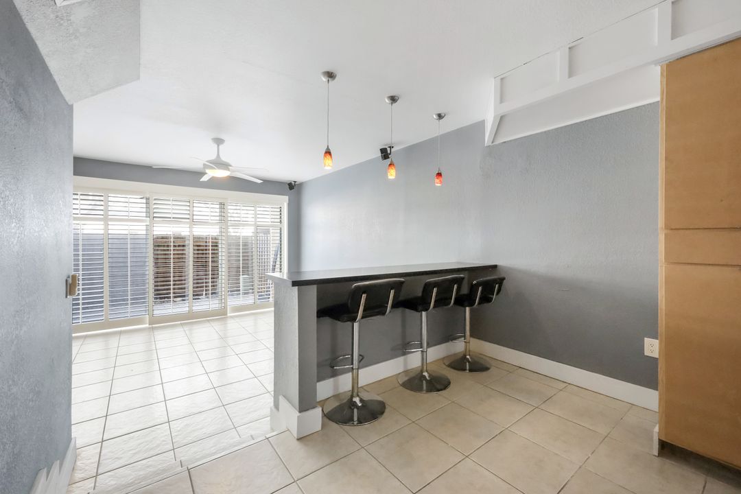 10900 SW 104th St #122, Miami, FL 33176