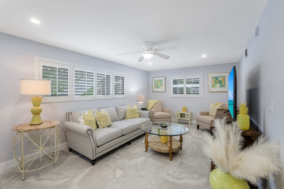 1605 Chesapeake Ave #4, Naples, FL 34102