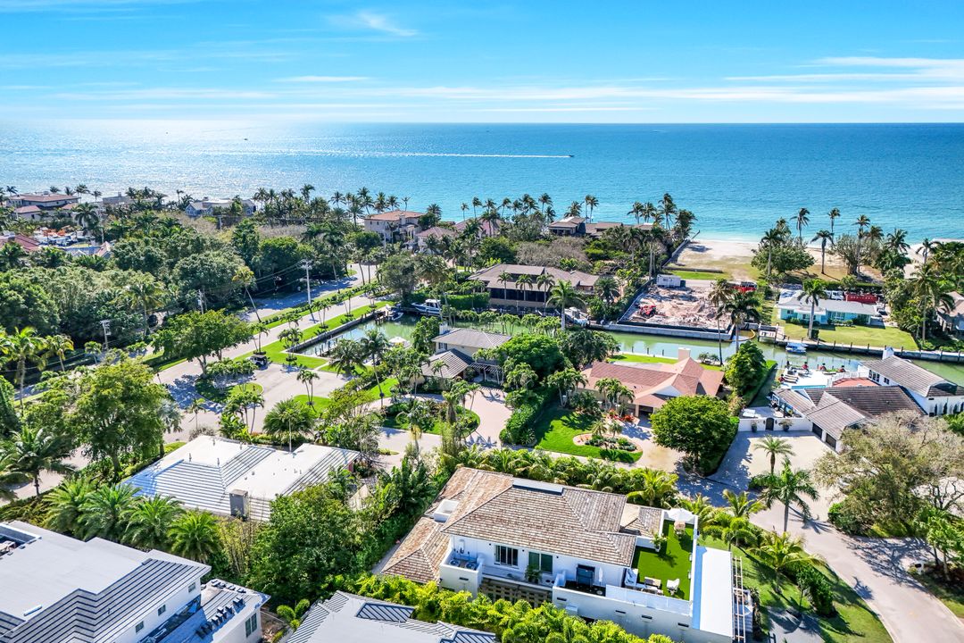 14 Sabre Ln, Naples, FL 34102