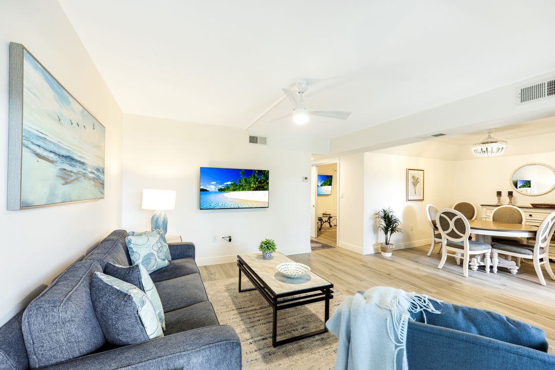 3200 Gulf Shore Blvd N #112, Naples, FL 34103