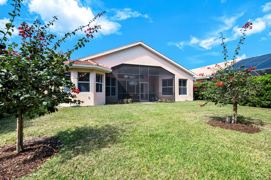 19513 Caladesi Dr, Fort Myers, FL 33967