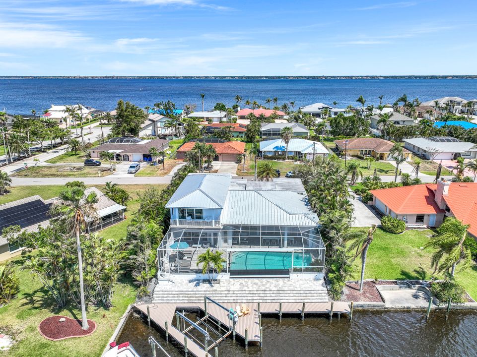 3412 SE 22nd Ave, Cape Coral, FL 33904
