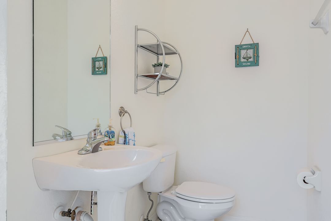 124 NE 6th St, Cape Coral, FL 33909