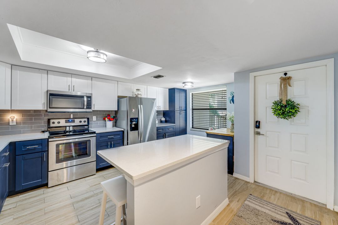 12601 Kelly Sands Way #411, Fort Myers, FL 33908
