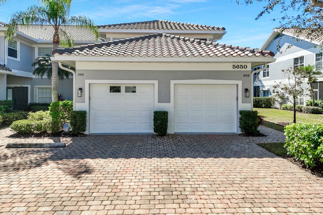 5650 Northboro Dr #102, Naples, FL 34110