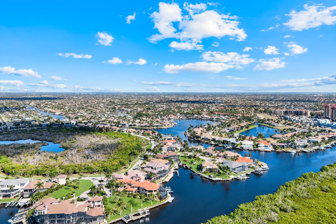 5858 Harbour Preserve Cir, Cape Coral, FL 33914