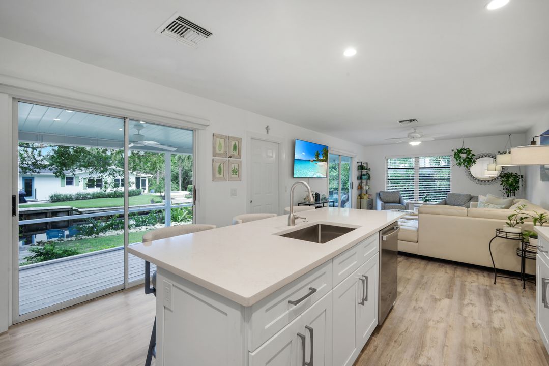 27292 East Dr, Bonita Springs, FL 34135