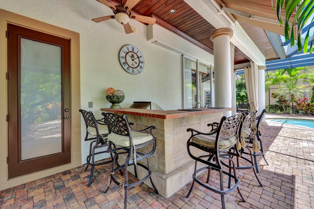 2743 Olde Cypress Dr, Naples, FL 34119