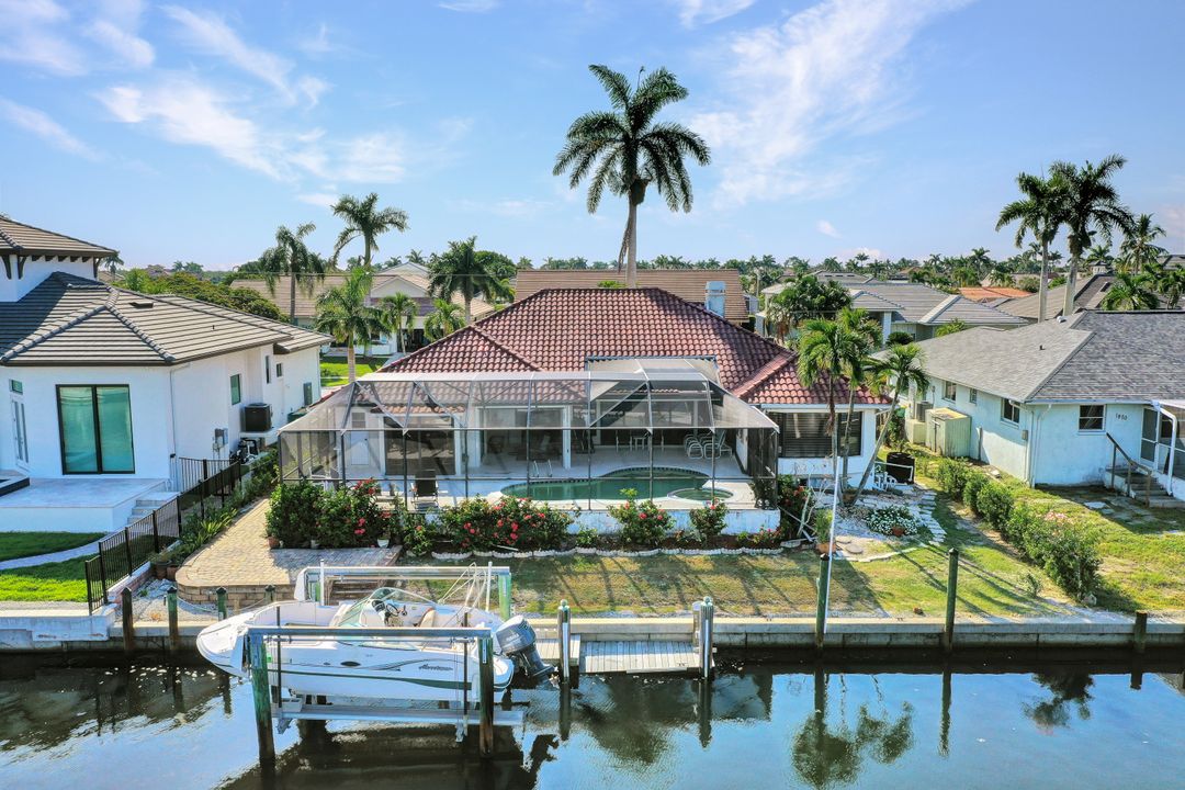 1874 Apataki Ct, Marco Island, FL 34145