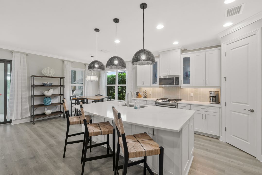 11720 Canal Grande Dr, Fort Myers, FL 33913