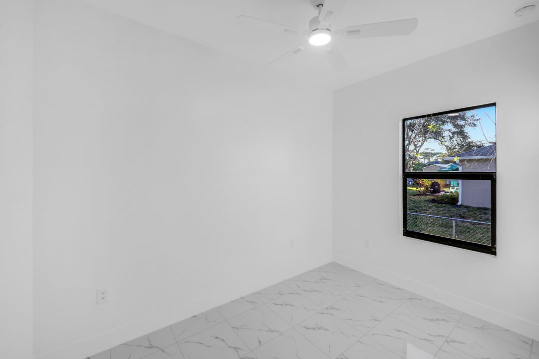 4805-4807 29th St SW, Lehigh Acres, FL 33973