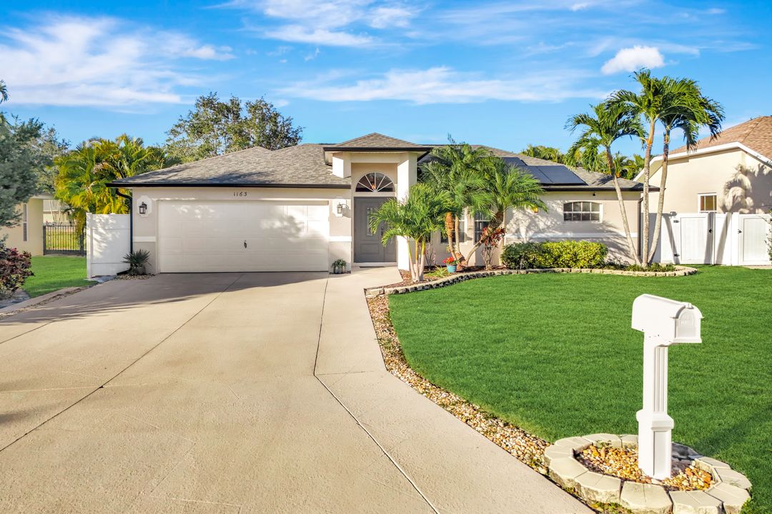 11631 Red Hibiscus Dr, Bonita Springs, FL 34135