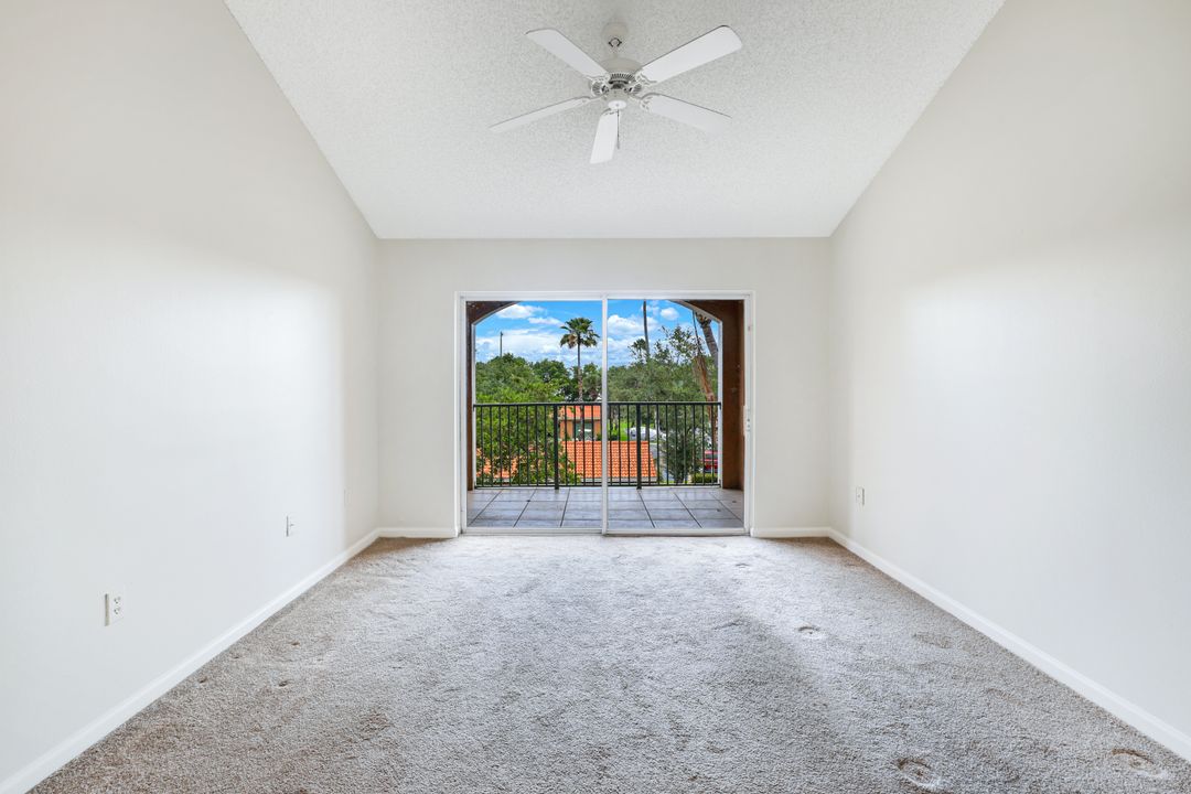 1205 Wildwood Lakes Blvd #305, Naples, FL 34104