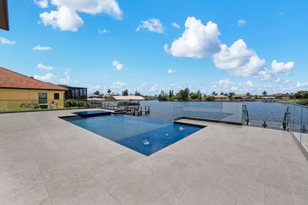 432 Burnt Store Rd S, Cape Coral, FL 33991