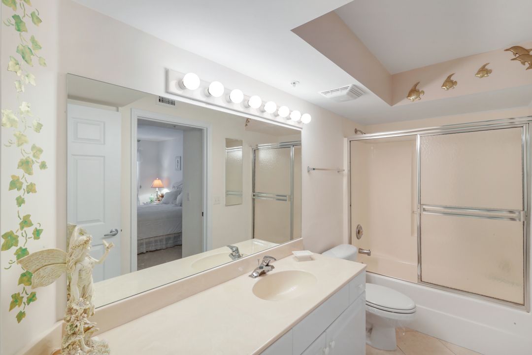 15495 Cedarwood Ln #204, Naples, FL 34110