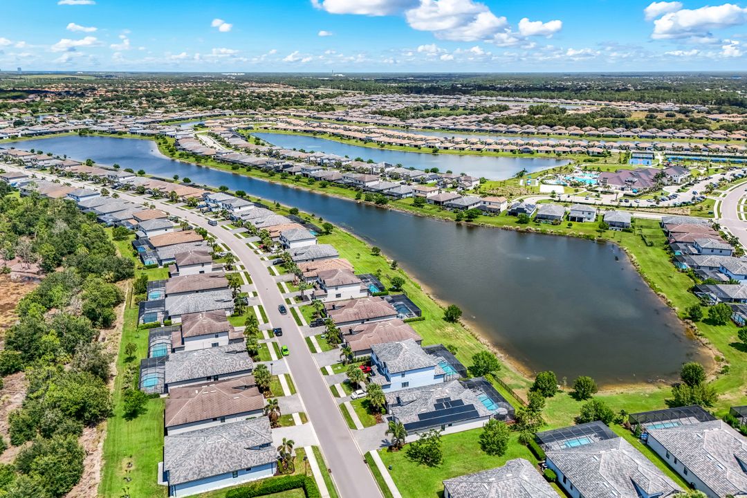 11591 Canopy Loop, Miromar Lakes, FL 33913