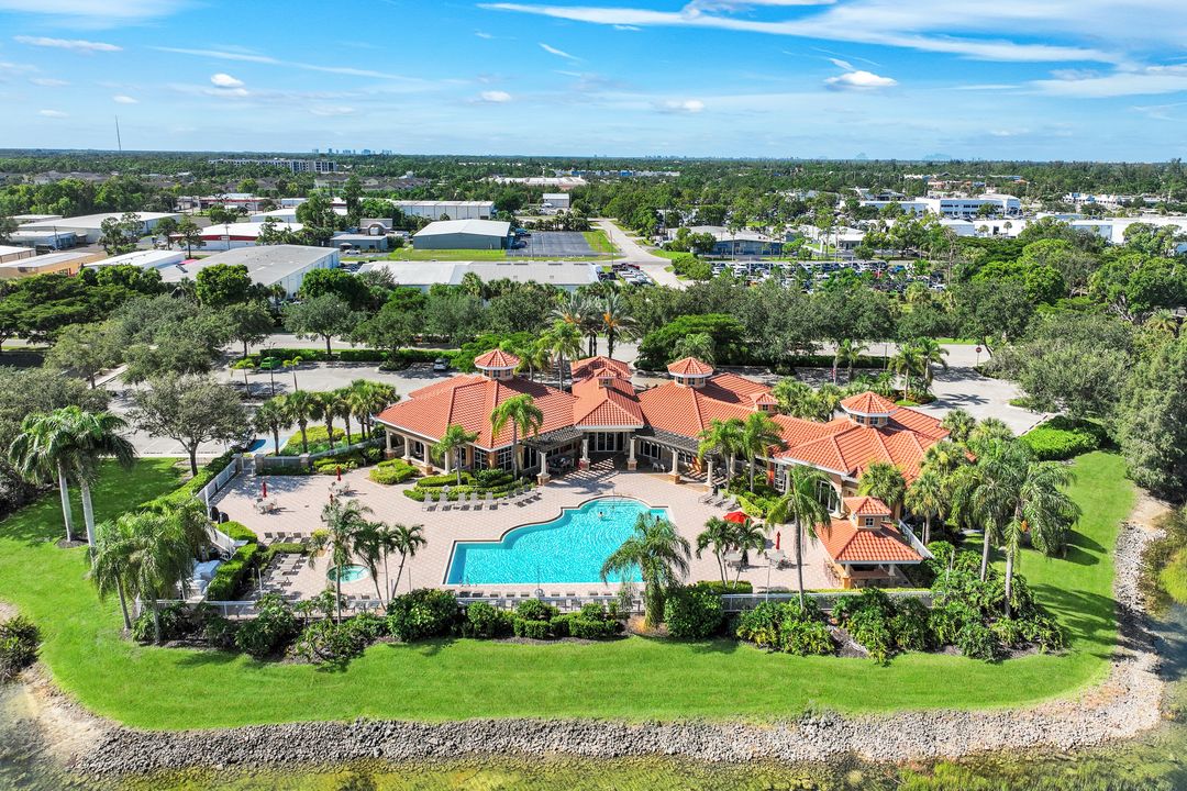 13963 Avon Park Cir, Fort Myers, FL 33912