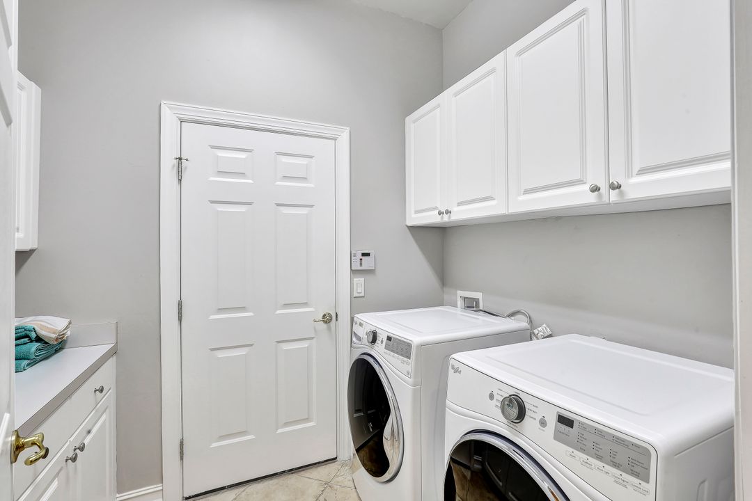 10513 Bellagio Dr, Fort Myers, FL 33913