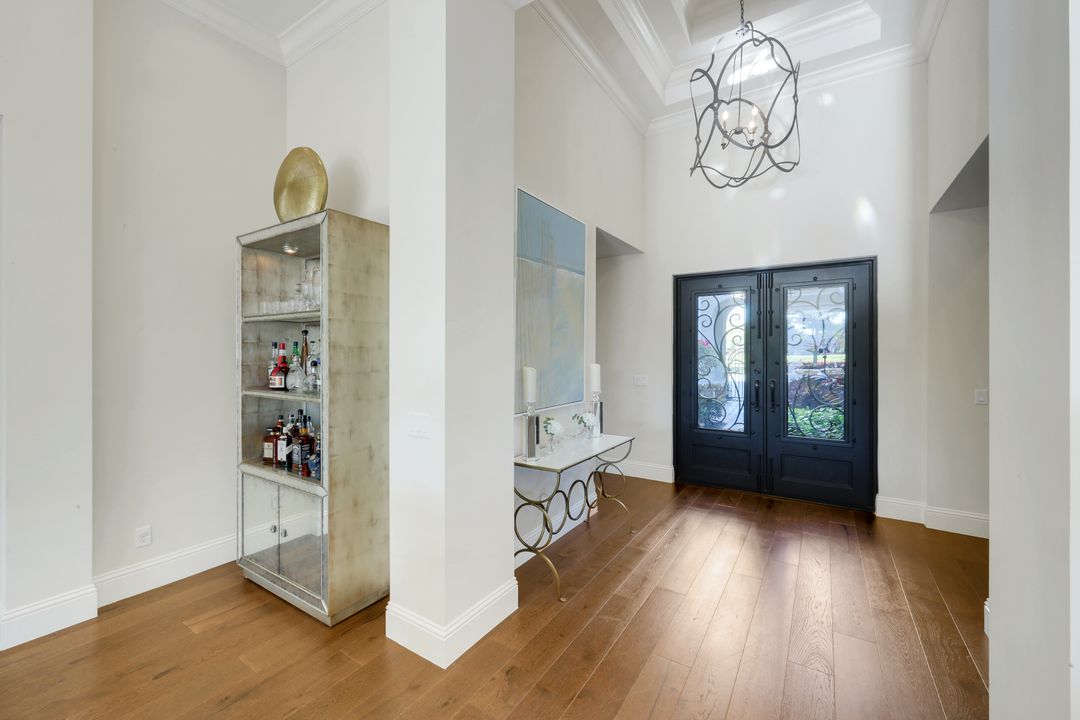 28864 Blaisdell Dr, Naples, FL 34119