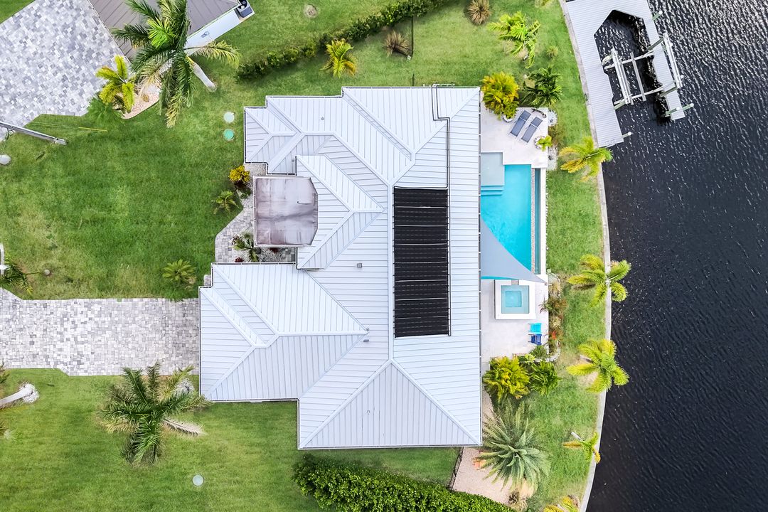 1000 NW 37th Pl, Cape Coral, FL 33993