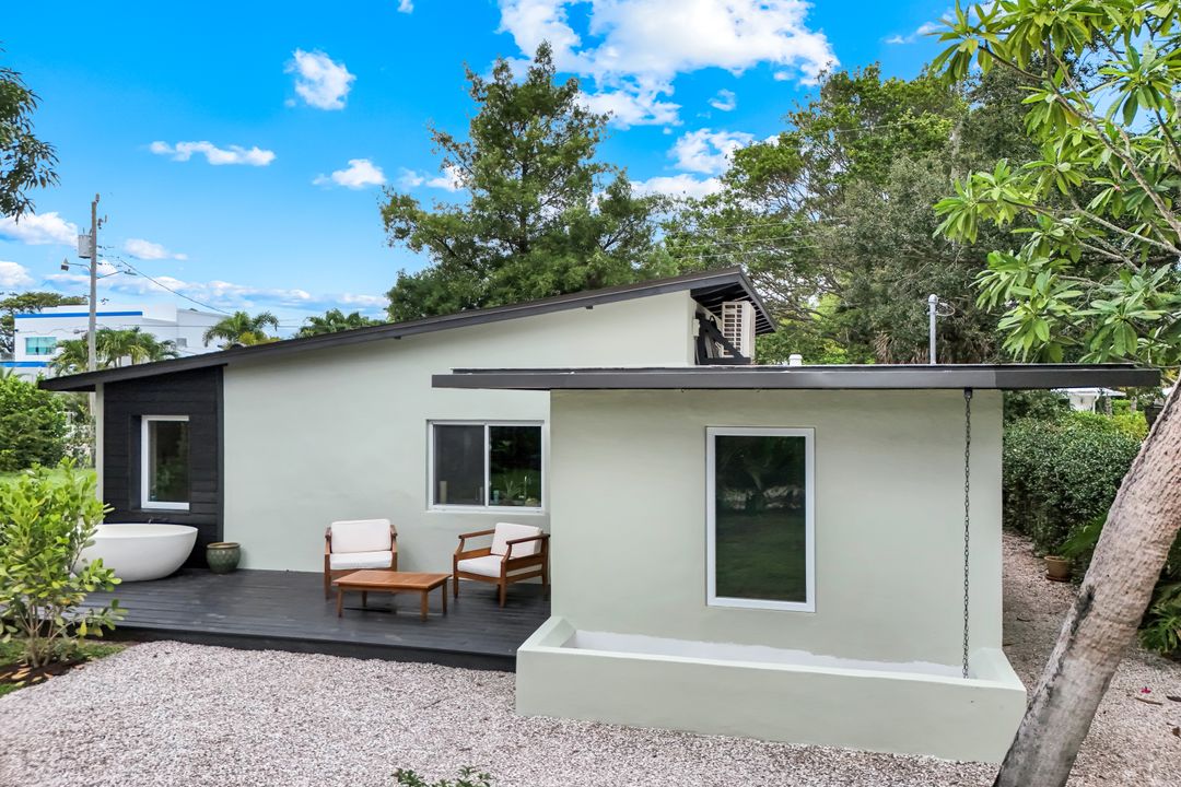 3032 Coco Ave, Naples, FL 34112