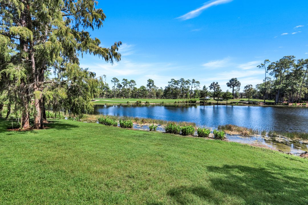 8247 Parkstone Pl #205, Naples, FL 34120