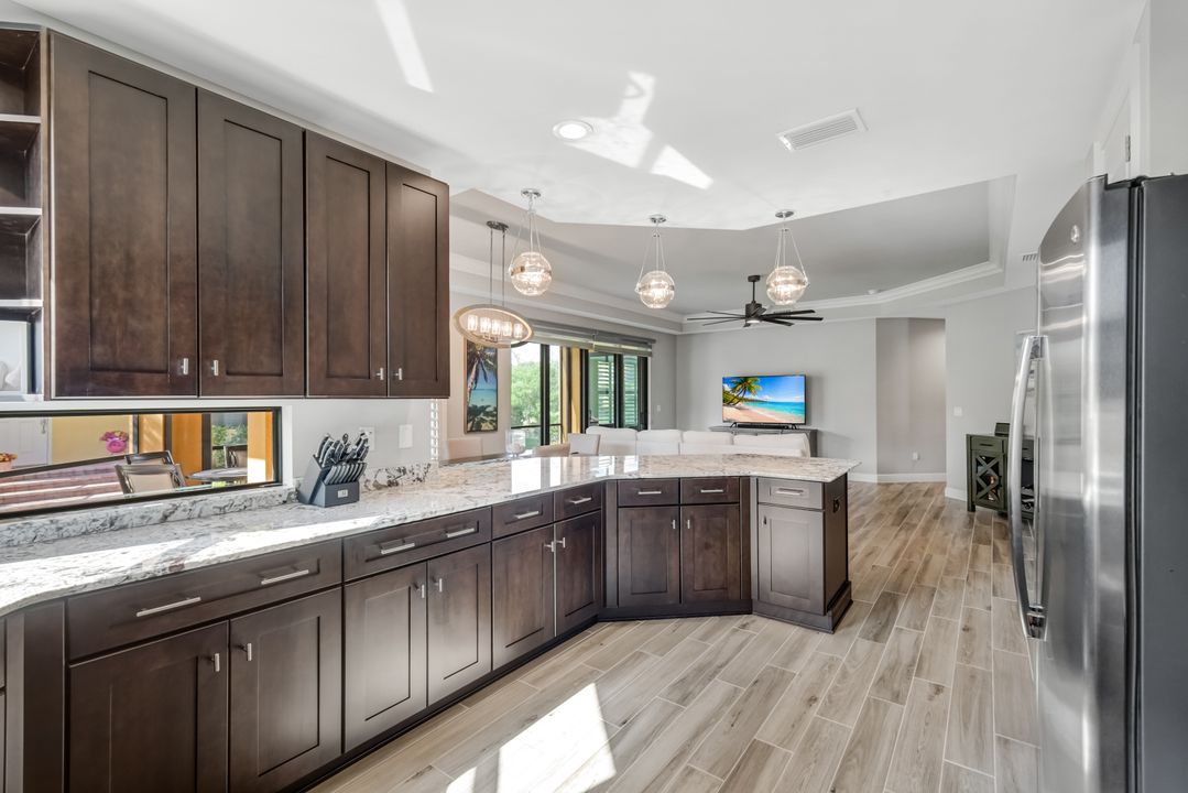 15910 Prentiss Pointe Cir, 101 Fort Myers, FL 33908