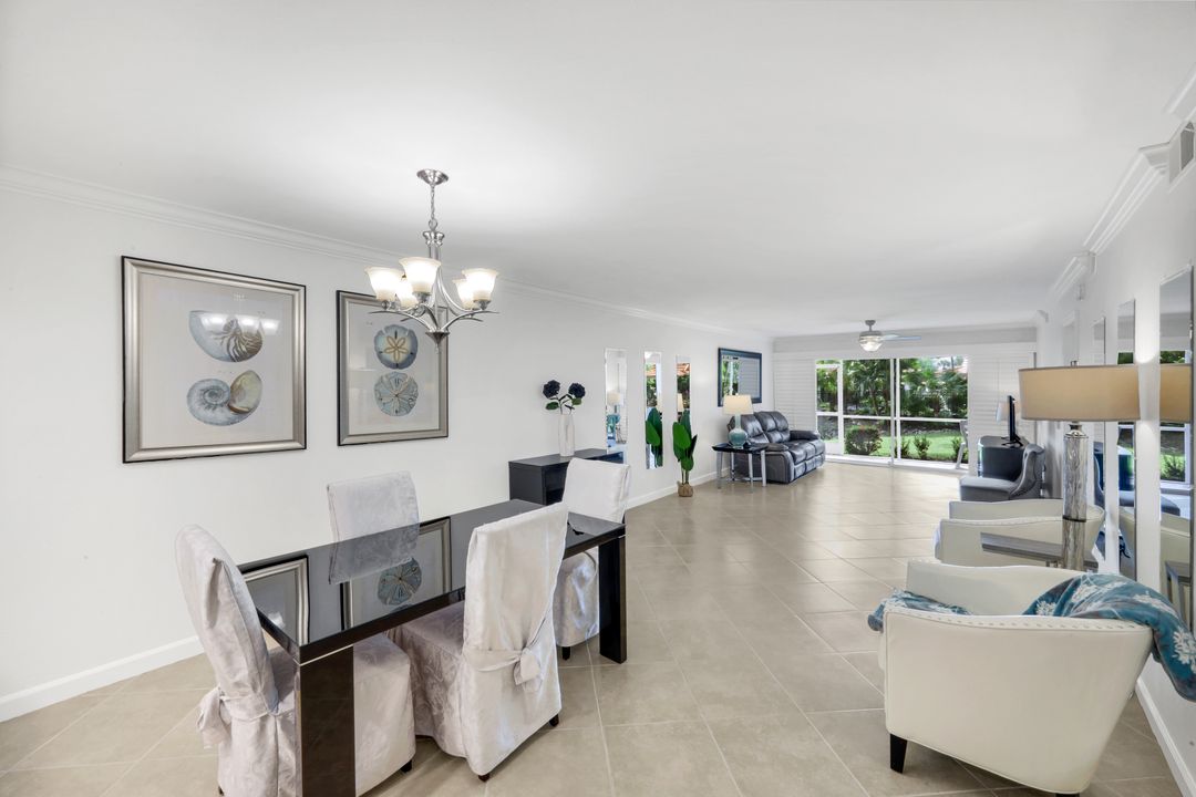 2462 Hidden Lake Dr #1, Naples, FL 34112