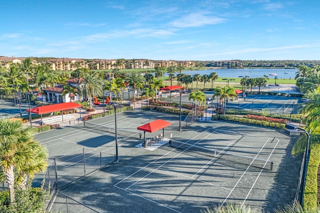 28126 Edenderry Ct, Bonita Springs, FL 34135