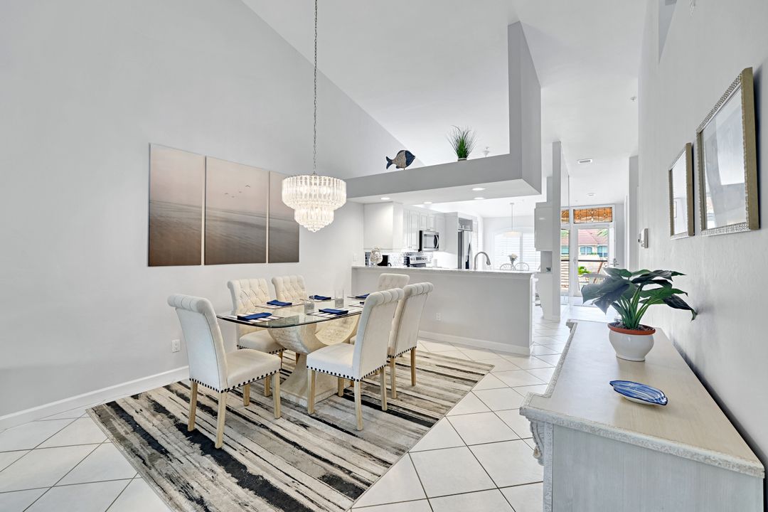 1940 Cascades Dr #8, Naples, FL 34112
