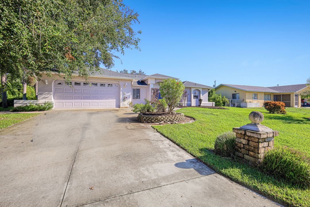 911 SE 20th St, Cape Coral, FL 33990