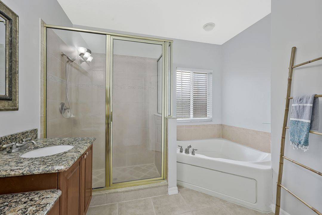 15370 Laguna Hills Dr, Fort Myers, FL 33908
