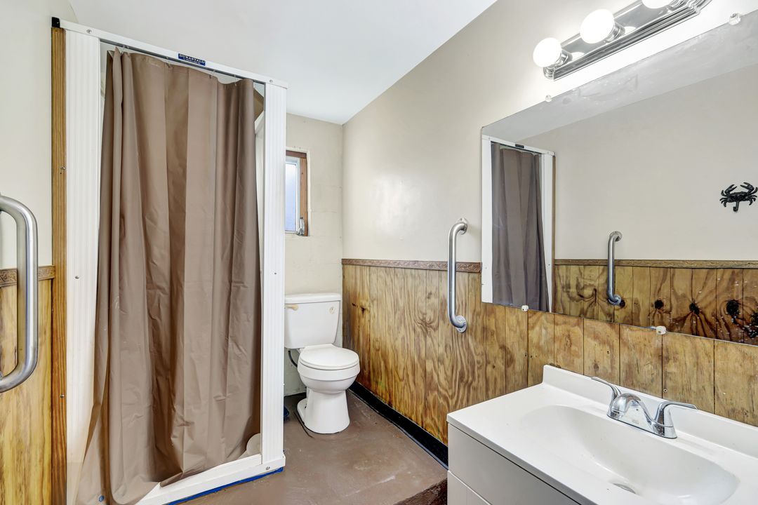 74 Cypress St, North Fort Myers, FL 33903