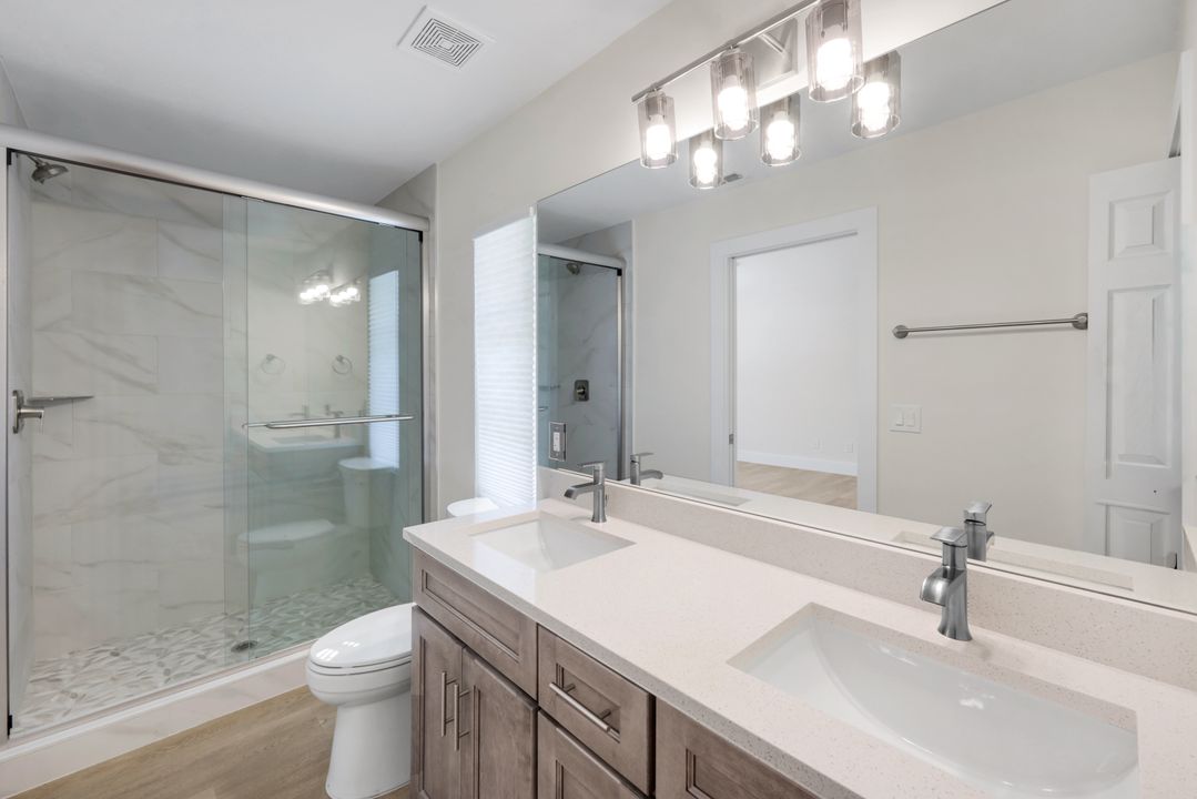 3060 70th St SW, Naples, FL 34105