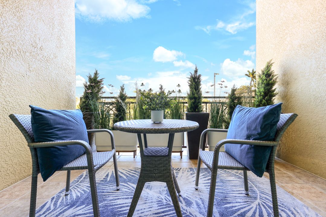 9115 Strada Pl #5205, Naples, FL 34108