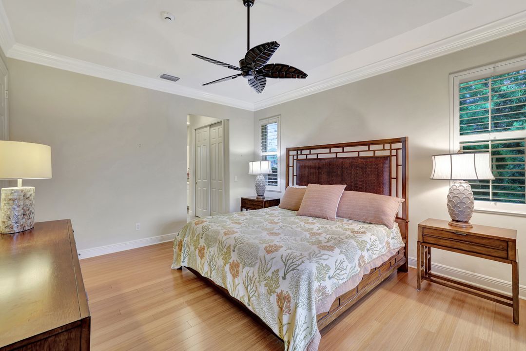 680 Thrush Ct, Marco Island, FL 34145