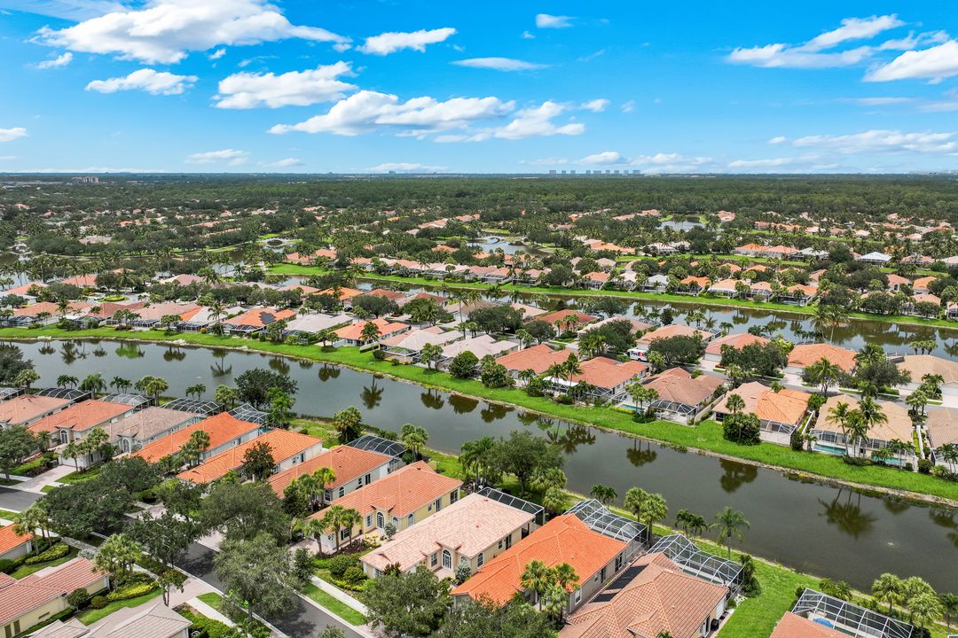4471 Prescott Ln, Naples, FL 34119