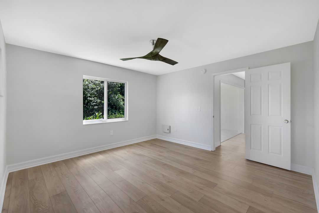 3051 Sandpiper Bay Cir #I101, Naples, FL 34112