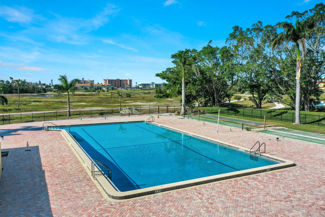 4253 Bay Beach Ln #4F, Fort Myers Beach, FL 33931