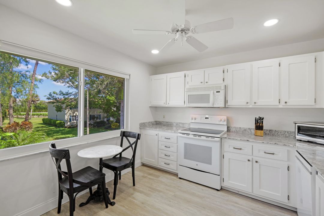 232 Memory Ln #4, Naples, FL 34112
