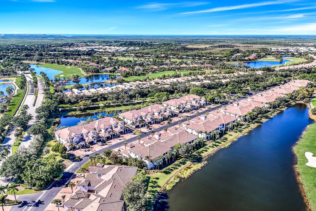 3715 Montreux Ln #204, Naples, FL 34114