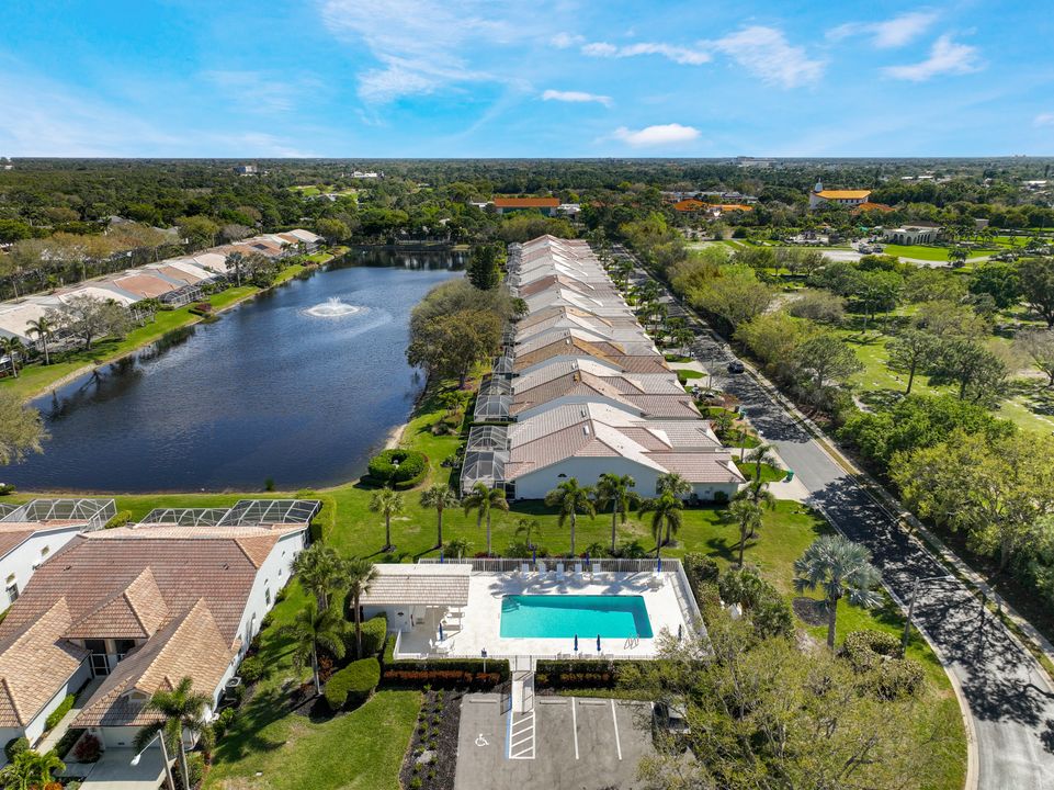 661 Captn Kate Ct, Naples, FL 34110