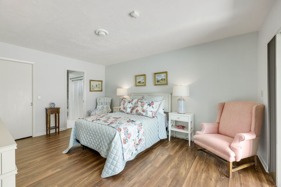 1839 Imperial Golf Course Blvd, Naples, FL 34110