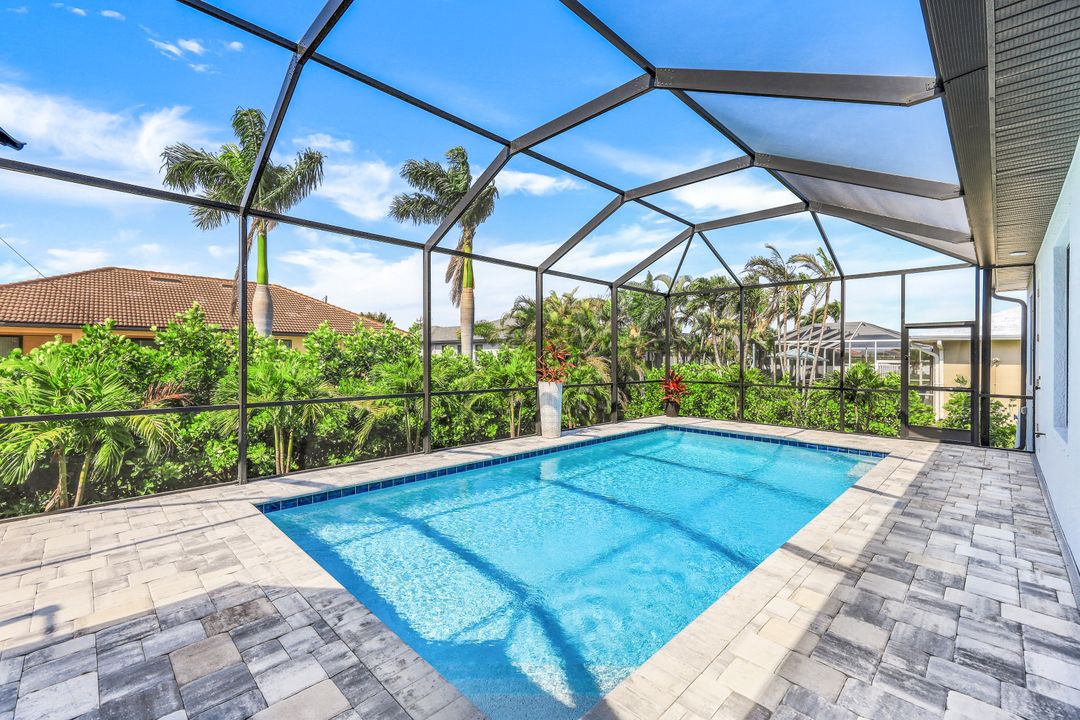 2709 SW 42nd Ln, Cape Coral, FL 33914